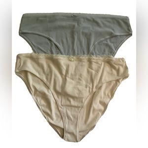 SKIMS cotton Lot Of 2 Lace Pointelle Mid Rise Brief, Sky & Bone color, size 4X